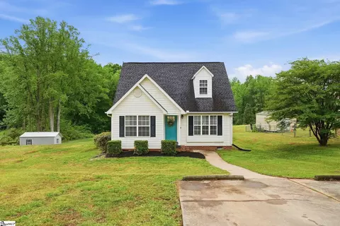 524 Mount Tabor Church Rd, Pickens, SC 29671
