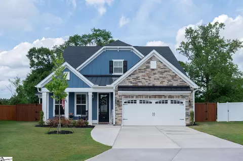 10 Stony Run Ln, Simpsonville, SC 29681