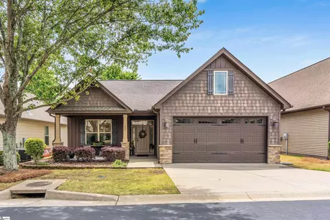 220 Catskill Dr, Taylors, SC 29687