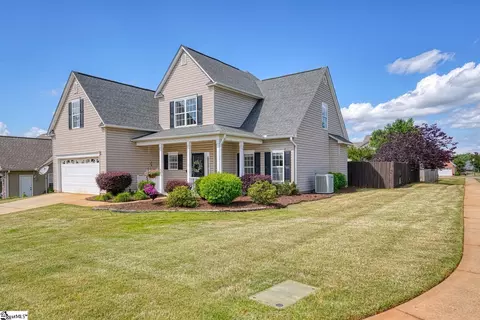 278 Wycliff Dr, Spartanburg, SC 29301
