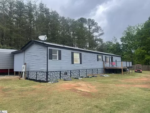 3825 Skippers Lodge Rd, Cross Hill, SC 29332