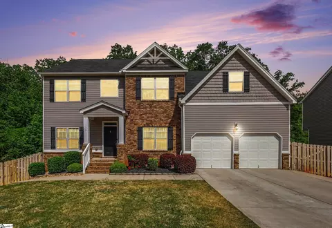 120 Winespring Pl, Simpsonville, SC 29681