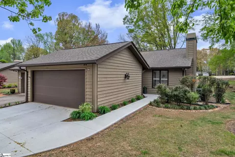 308 Skylark Cir, Greer, SC 29650