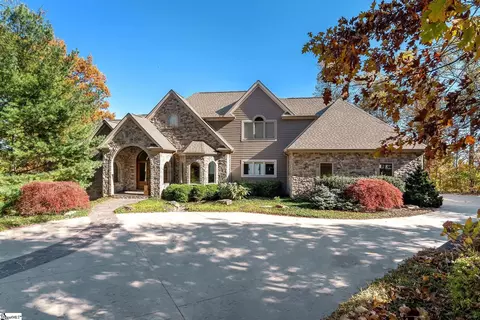 39 The Cliffs Pkwy, Landrum, SC 29356