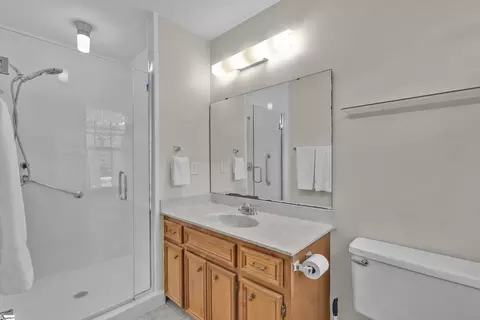 Bath - 708 Devenger Rd, Greer, SC 29650 photo 1 of 3