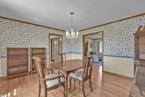 Dining - 708 Devenger Rd, Greer, SC 29650 photo 1 of 2