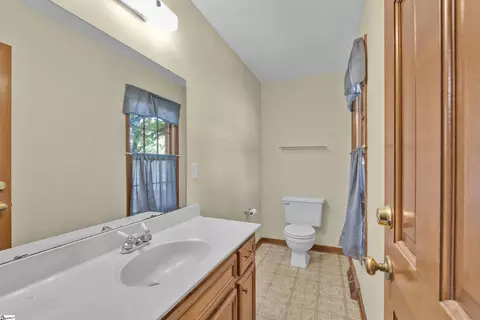 Bath - 708 Devenger Rd, Greer, SC 29650 photo 2 of 3
