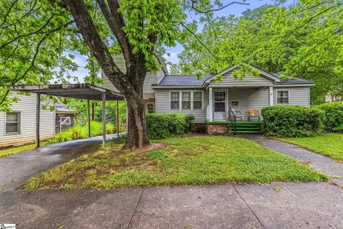 950 N Logan St, Gaffney, SC 29341