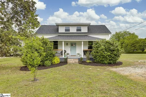 15 Haynes St, Piedmont, SC 29673