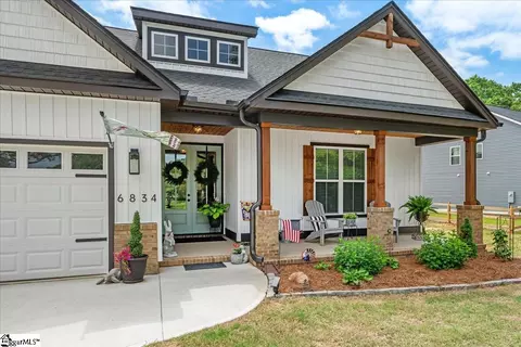 6834 Midway Rd, Williamston, SC 29697