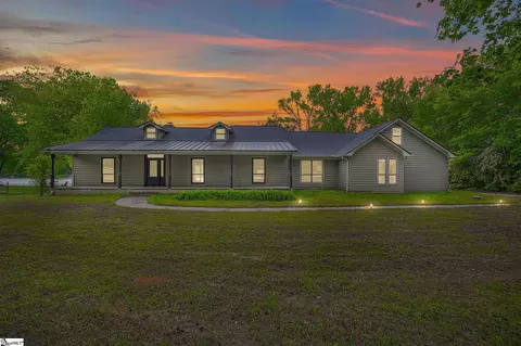 113 Greybridge Rd, Pelzer, SC 29669