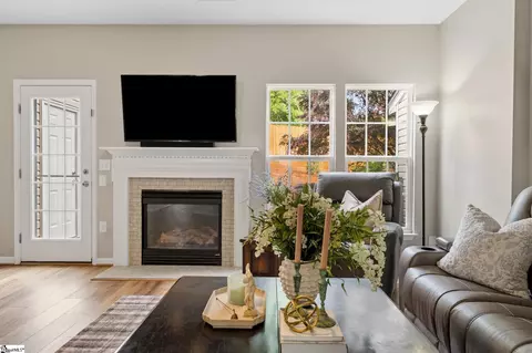 218 Spring Crossing Cir, Greer, SC 29650 photo 11