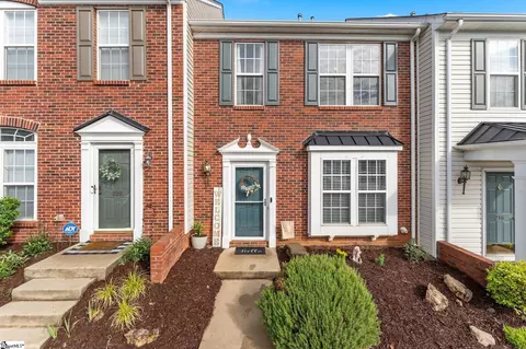 218 Spring Crossing Cir, Greer, SC 29650