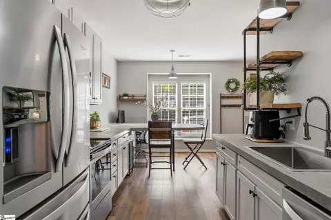218 Spring Crossing Cir, Greer, SC 29650 photo 8