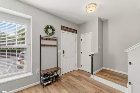 218 Spring Crossing Cir, Greer, SC 29650 photo 3