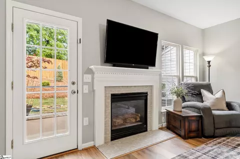 218 Spring Crossing Cir, Greer, SC 29650 photo 13