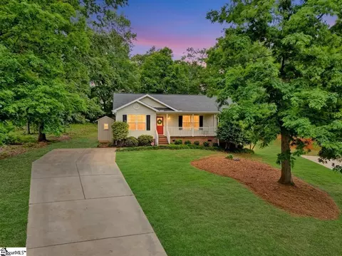 105 S Fox Cir, Piedmont, SC 29673