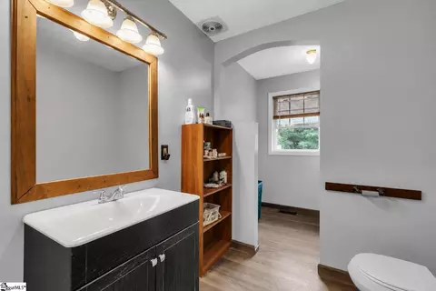 Bath - 212 Seigler Rd, Pelzer, SC 29669 photo 2 of 2