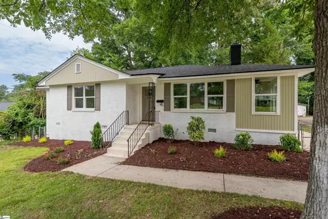 114 Birchwood Dr, Greenville, SC 29605