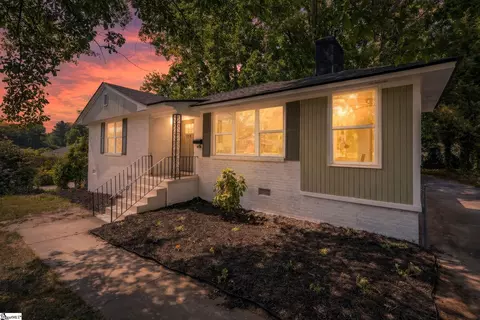 114 Birchwood Dr, Greenville, SC 29605