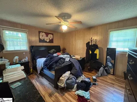 Bedroom - 927 Cardinal Dr, Easley, SC 29642 photo 1 of 4