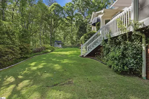 Exterior - 111 Overlook Ct, Easley, SC 29642 photo 6 of 8