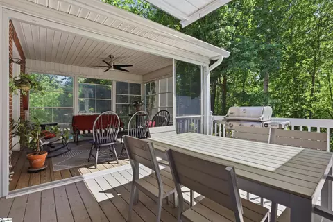 Exterior - 111 Overlook Ct, Easley, SC 29642 photo 3 of 8