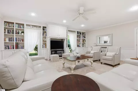 Living - 111 Overlook Ct, Easley, SC 29642 photo 1 of 1