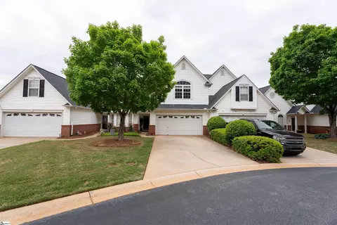 608 Glassyrock Ct, Greer, SC 29650