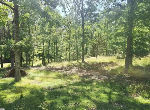 00 Memorial Drive Ext, Greer, SC 29651