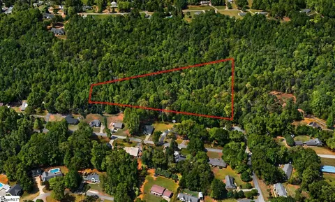 1 Luna Ln, Central, SC 29630