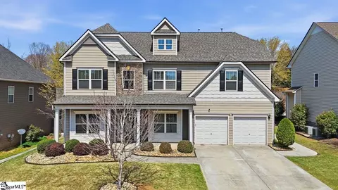 536 W Saddletree Dr, Reidville, SC 29375