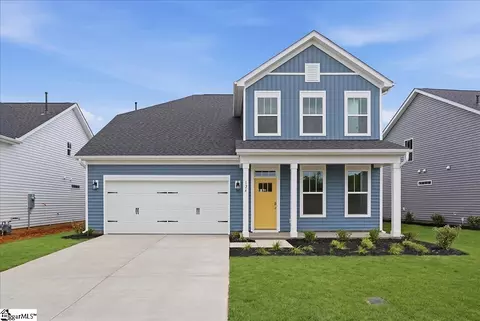 124 Terpack Ct, Gray Court, SC 29645