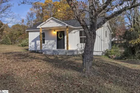 125 Circle Dr, Greer, SC 29650