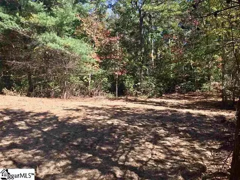 9 Laurel Cove Ln, Travelers Rest, SC 29690