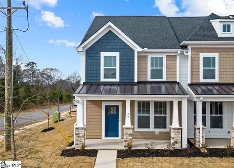 109 Dalmatian Dr, Spartanburg, SC 29307