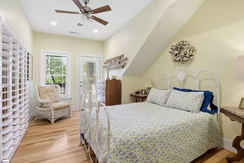 Bedroom - 123 Summit Pne, Sunset, SC 29685 photo 6 of 7
