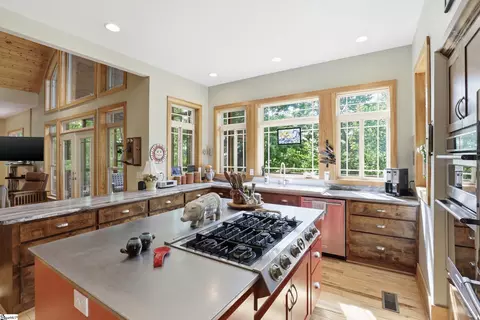 Kitchen - 123 Summit Pne, Sunset, SC 29685 photo 2 of 2