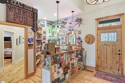 Entry Way - 123 Summit Pne, Sunset, SC 29685 photo 2 of 2