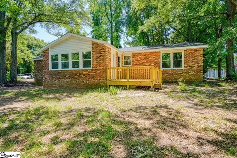 7110 Cotton Owens Dr, Spartanburg, SC 29303