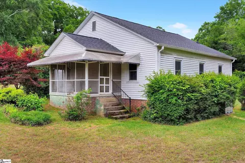 228 Perry Ave, Simpsonville, SC 29681