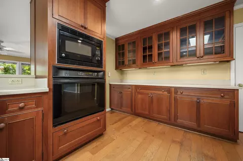 Kitchen - 176 Fox Run Ln, Tryon, NC 28782 photo 2 of 2