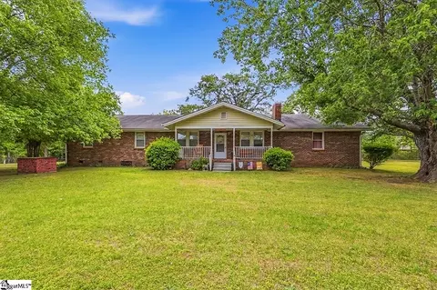 1392 Durbin Rd, Fountain Inn, SC 29644