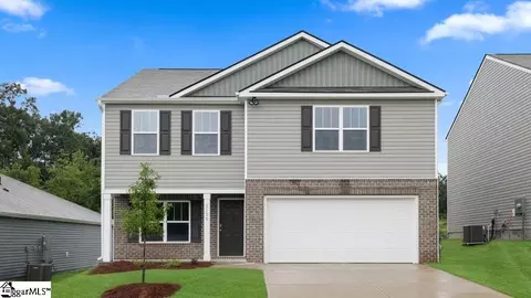 2126 Pierett Cir, Woodruff, SC 29388
