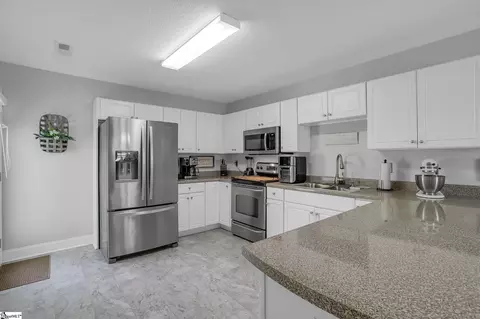 Kitchen - 178 Rock Moss Dr, Williamston, SC 29697 photo 1 of 3