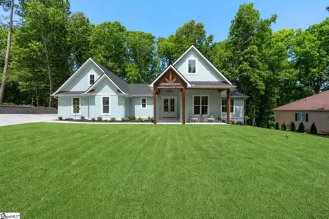 119 Beacon Ridge Cir, Salem, SC 29676