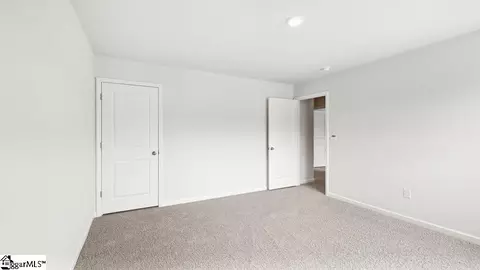 Bedroom - 131 Cascade Ln, Seneca, SC 29678 photo 5 of 9