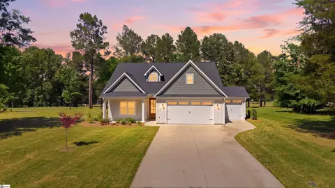 401 Grand Harbor Blvd, Ninety Six, SC 29666