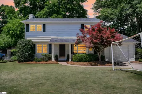 12 Buckingham Rd, Greenville, SC 29607