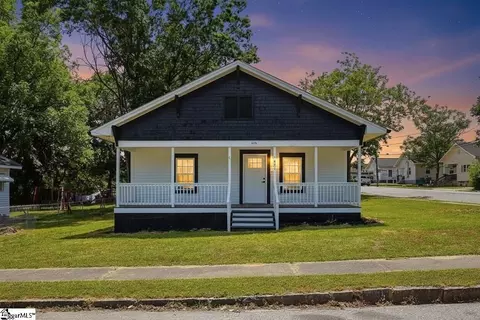 402 Elm St, Gaffney, SC 29340